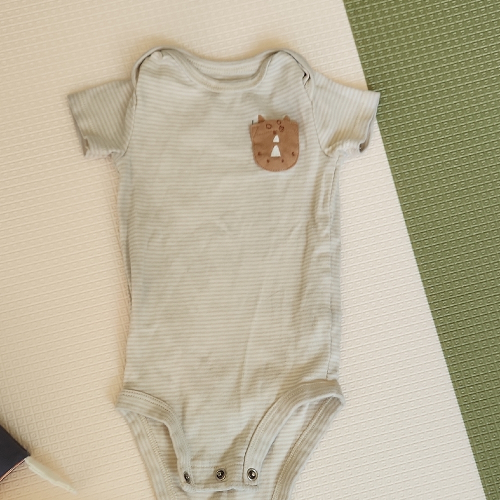 💙6M Soft Sage Striped Baby One-Piece with Pocket